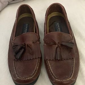 Sperry leather loafer used